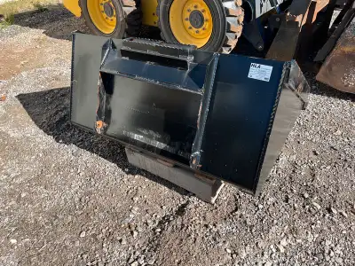 HLA 42” Bucket, for New Holland L250 Price: $950 If you would like more information about this item,...