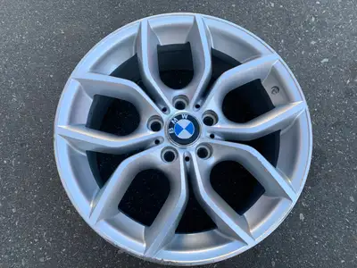 YES WE DO SHIP ACCROSS CANADA AND USA AT VOLUME DISCOUNT RATES Here is 1 X single Genuine Factory 18...