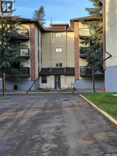 You just cant beat these Brandtwood Estates condos. Check out this 1167 square foot 2 bedroom, 2 bat...