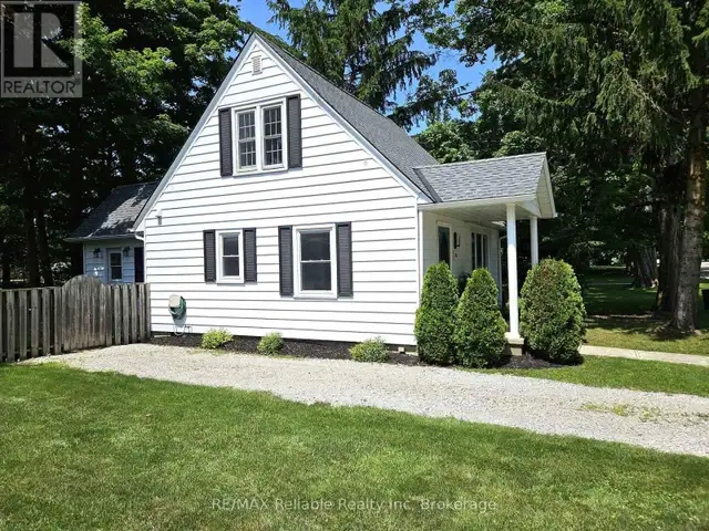 90 RAGLAN STREET Central Huron (Clinton), Ontario63006664519809121