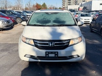 NO ACCIDENTS, ONE OWNER, BRAND NEW TIRES, SERVICED AND MAINTAINED AT DEALERSHIP, 12 Speakers, A/V re... (image 1)