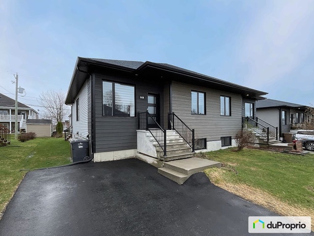 $430,000 - Semi-detached for sale in Sherbrooke (Rock Forest) — photo 1
