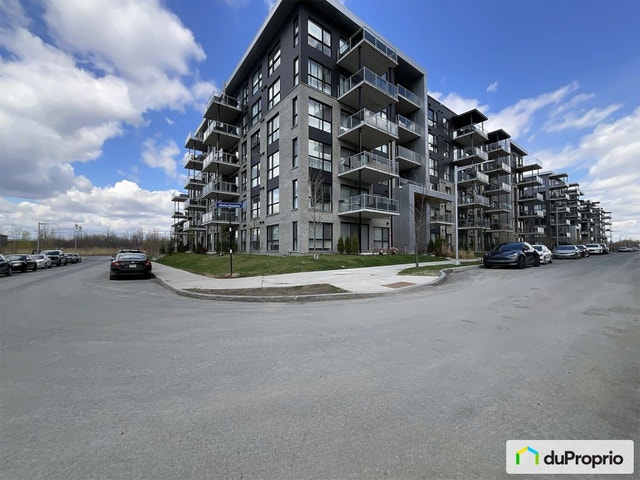 $479,900 - Condominium for sale in Longueuil (St-Hubert) — photo 1