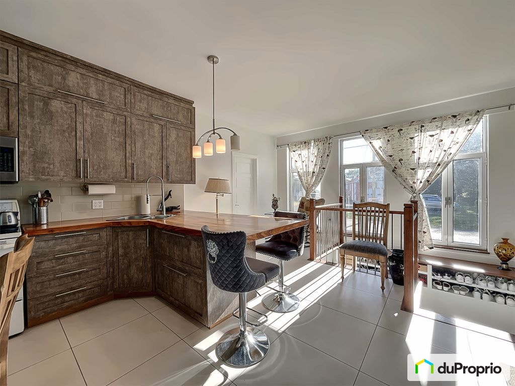 $299,000 - Bungalow for sale in Louiseville — photo 3