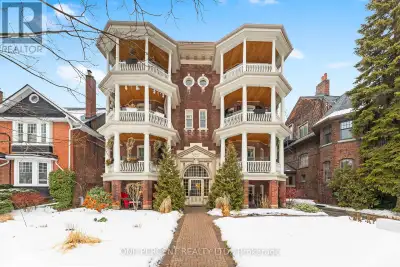 Refined Edwardian Residence with Turnkey Investment Flexibility in The Annex. This elegant main-floo...