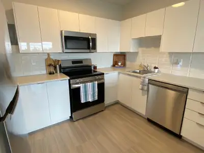 Beautiful 1 bedroom suite.  $100 Grocery card with Signed Lease
