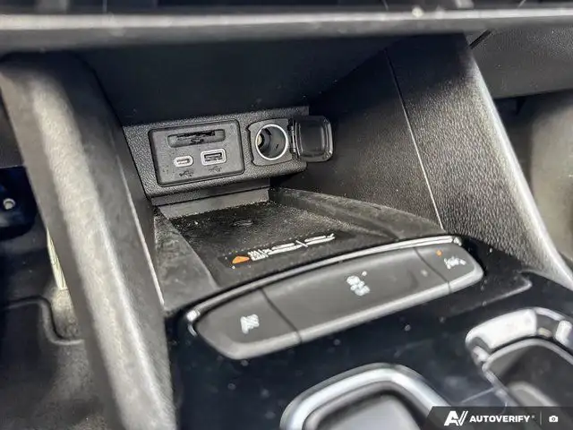 2022 Chevrolet Bolt EUV Premier | One Owner | Apple CarPlay in Cars & Trucks in Tricities/Pitt/Maple - Image 28