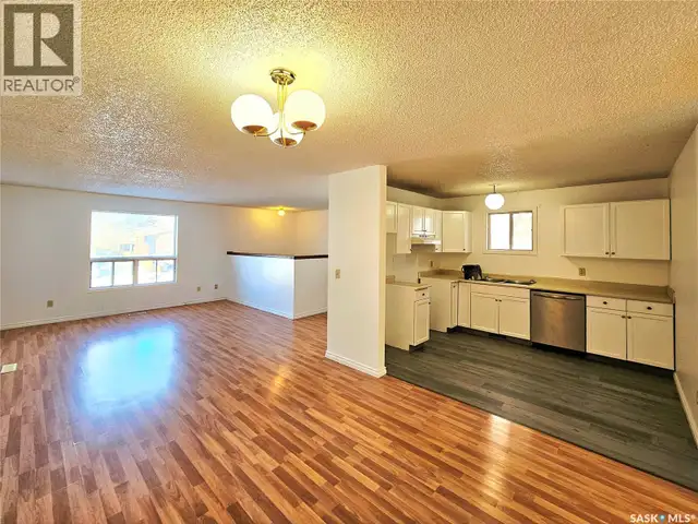 242 - 244 Wakabayashi WAY Saskatoon, Saskatchewan in Houses for Sale in Saskatoon - Image 14
