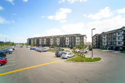 Pet-Friendly One Bedroom One Bath with In-suite Laundry for Rent