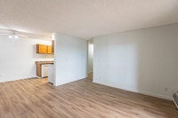 Amenities: Dishwasher Available • Private Yard • In-suite Storage Suite & Building: One-bedroom, two... (image 3)