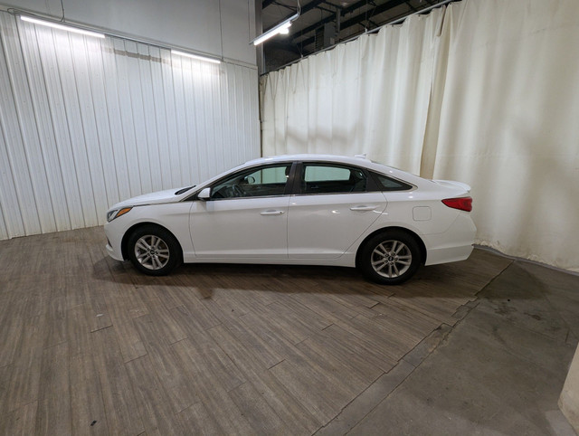 2015 Hyundai Sonata GL in Cars & Trucks in Calgary - Image 4