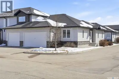Welcome to this beautifully built townhouse. Offering 1,098 sq. ft. of thoughtfully designed living...