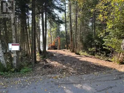 New Listing. HWY 11/17 TO BIRCH BEACH ROAD TURN RIGHT ON SCOTT DRIVE FOLLOW TO CLOSE TO END OF ROAD...