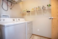 Broadstreet's Camille Townhomes offers 3 bedroom pet friendly townhomes for rent in the historic are... (image 7)
