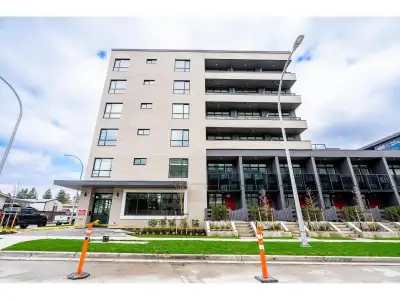 This brand new 500sf South facing 1-bedroom unit located at Fleetwood Village 2 has much to offer. F...