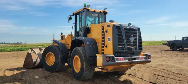 2014 Hyundai HL740-9A in Heavy Equipment in Winkler - Image 6