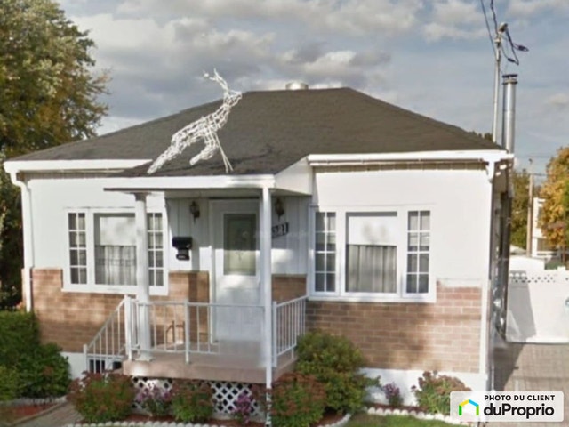 $545,000 - Bungalow for sale in Pont-Viau — photo 1