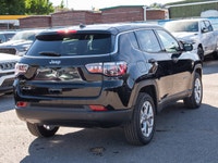4x4, 2.0L Turbo, Heated Seats, Backup Camera, Full-Speed Forward Collision Warning Plus, Active Lane... (image 4)