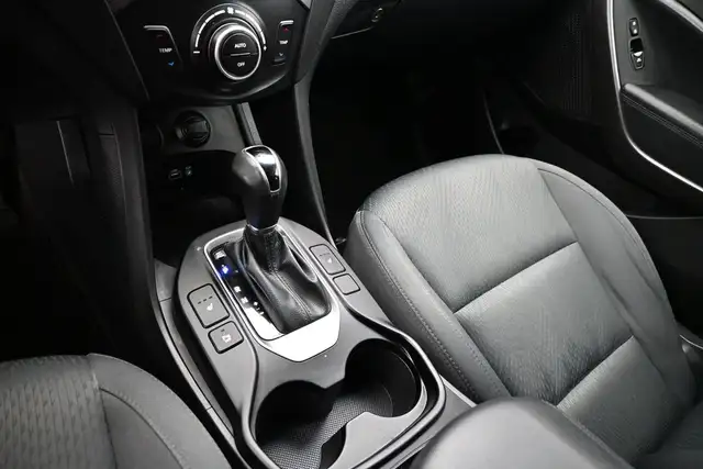 2017 Hyundai Santa Fe PREFERRED HEATED SEATS | BACKUP CAMERA | A in Cars & Trucks in Dartmouth - Image 10