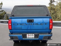 Adventure awaits with this 2022 Chevrolet Colorado Z71, dressed in a head-turning Bright Blue Metall... (image 3)