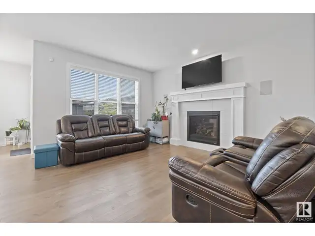 2839 202 ST NW Edmonton, Alberta62865715685634122