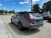 2017 VOLKSWAGEN GOLF ALLTRACK AWD NO ACCIDENTS, NO CLAIMS, WITH GREAT SERVICE HISTORY QualiTee Motor... (image 7)