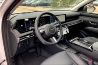 1.6 L 4 Cyl Engine Vehicle Options: Leather Interior, Panoramic Roof, 360 Degree Camera, Heads-up Di... (image 7)