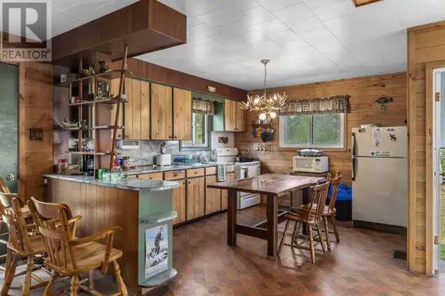 80 Chiblow Lake RD Iron Bridge, Ontario in Houses for Sale in Sault Ste. Marie - Image 13