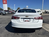 No Accidents, Power Seats, Keyless Entry, Apple CarPlay, Android Auto, Lane Keep Assist, Forward Col... (image 5)