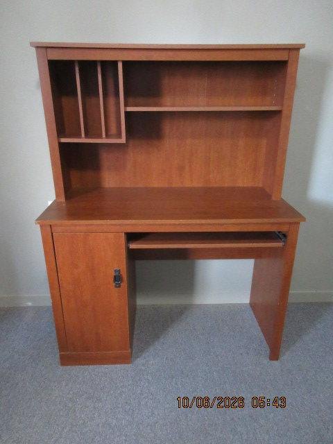 PC desk | Free Stuff | London | Free local classifieds - Kijiji