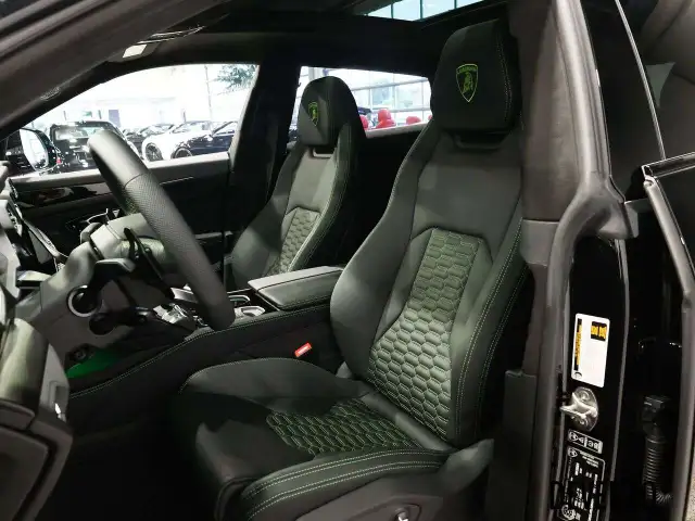 2024 Lamborghini Urus Urus S 657HP6041281146919424014