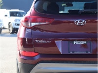 2016 HYUNDAI TUCSON PREMIUM - BC VEHICLE - BACKUP CAMERA - HEATED FRONT SEATS AND STEERING WHEEL - D... (image 8)