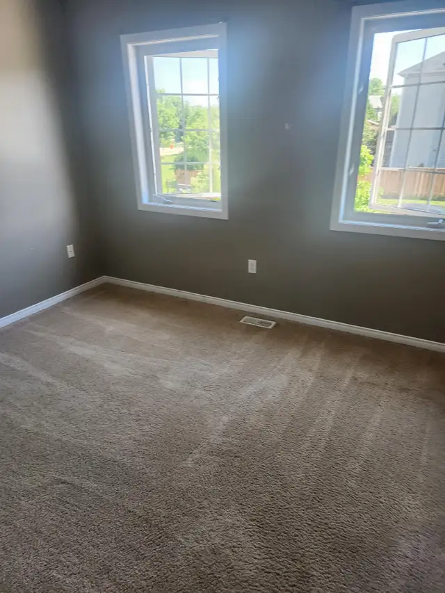 Spacious 4-Bedroom Family Home Across from the Park! in Long Term Rentals in Brantford - Image 3