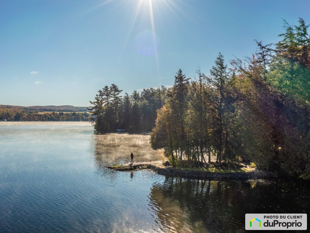 $1,259,000 - Residential Lot for sale in Magog — photo 1
