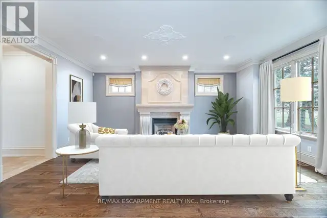 5545 BLEZARD DRIVE Lincoln (Lincoln Lake), Ontario in Houses for Sale in City of Toronto - Image 14