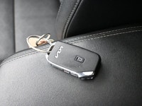 Perfect balance of comfort and performance. This 2025 Kia Seltos offers Android Auto/Apple CarPlay,... (image 4)