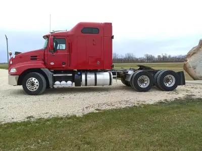 505 HP MACK MP8, 12 SPD MDRIVE, 22.5" TIRES, ALUMINUM WHEELS, 4X4 DIFF LOCKS, 3:58 GEAR RATIO, 12,00...