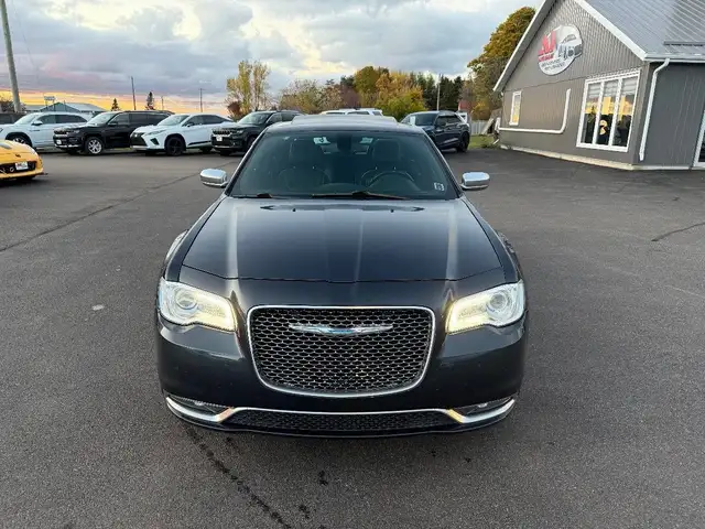 2017 Chrysler 300C64269655603075121