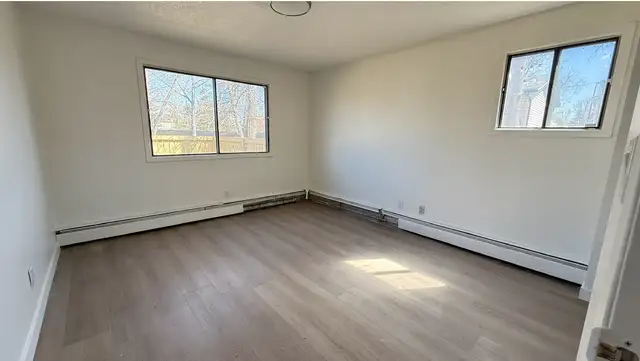 2 Bedrooms - Senior Promo starting at $1495 (Heat & Water Incl.)63849108466819121
