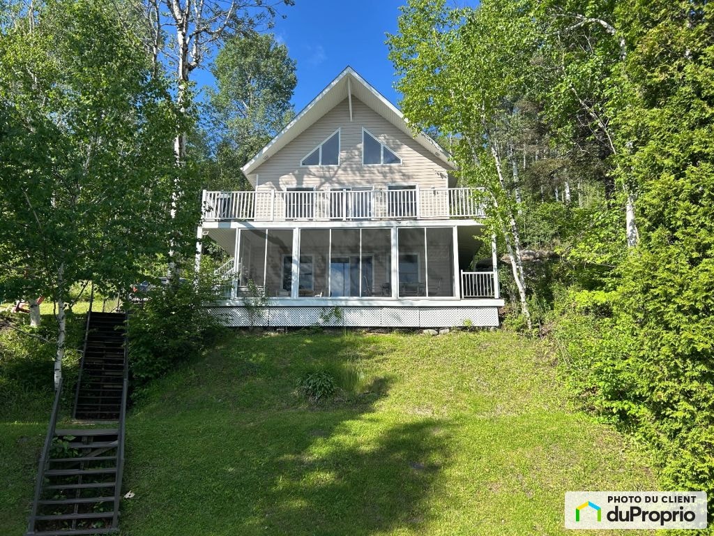 $490,000 - Cottage for sale in St-Felix-D'Otis — photo 1
