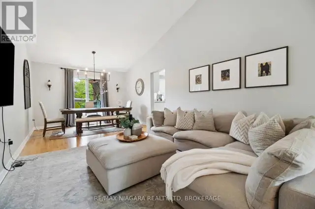 7955 HARVEST CRESCENT Niagara Falls (Ascot), Ontario in Houses for Sale in St. Catharines - Image 8