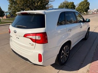 2014 Kia Sorento AWD 4dr V6 Auto SX w/3rd Row,Excellent conditions,7 seater,2 previous owners,carfax... (image 7)