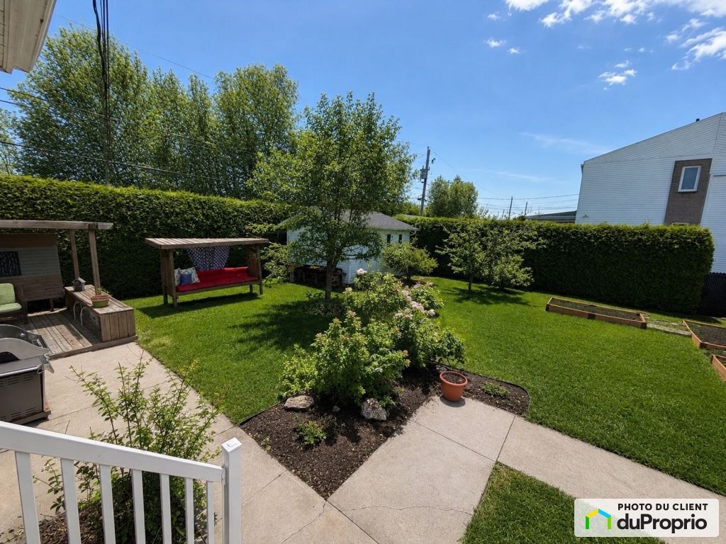 $379,000 - Bungalow for sale in Roberval — photo 2