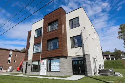 PROMOTION : 1 MOIS GRATUIT / Logement disponible dès maintenant ! Les immeubles sont situés dans le...