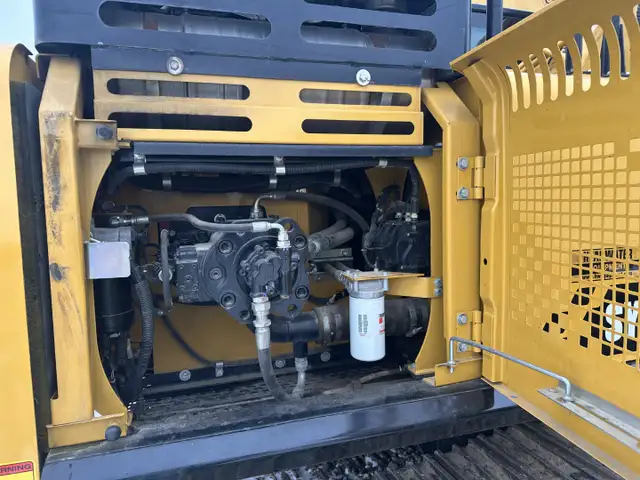 2021 SANY SY215C LC Excavator in Heavy Equipment in Lethbridge - Image 17
