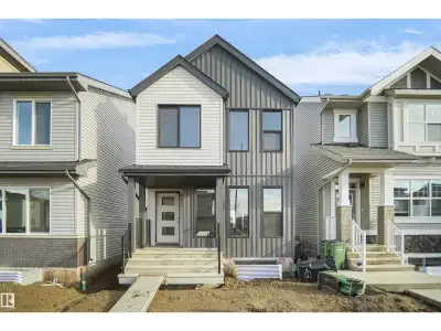 Welcome to the Dakota built by the award-winning builder Pacesetter homes and is located in the hear...