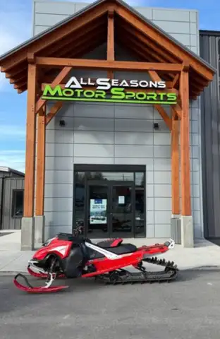 Unleash the Mountain with the Shredder RE 850 E-TEC Turbo R Conquer big terrain with confidence aboa...