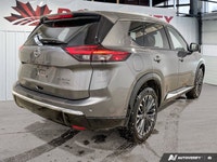This Nissan Rogue delivers a Intercooled Turbo Regular Unleaded I-3 1.5 L/91 engine powering this Va... (image 4)