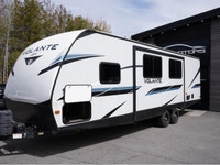 WAS: $33799 NOW: $32799 plus taxes and licensing fees2022 CrossRoads Volante 22BH | Sleeps 9 | King... (image 2)