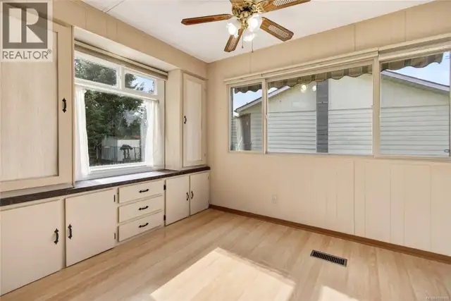 2619 Ulverston Ave Cumberland, British Columbia in Houses for Sale in Comox / Courtenay / Cumberland - Image 11